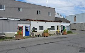 Campbellford Studio Apt 5